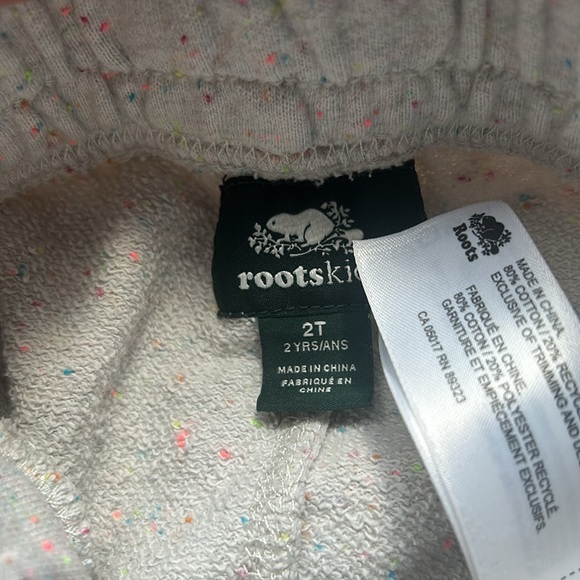 Roots 2t sweatpants - Picture 3 of 4